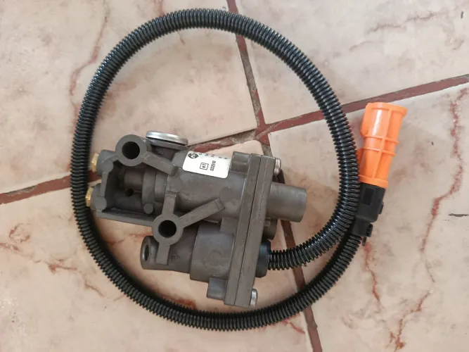 Válvula Freio Motor Retarder Man Tgx Vw 2v5131363 Norgren Nova