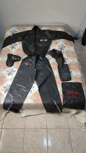 Capa de chuva completa Alba tamanho Ml