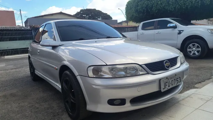 Chevrolet Vectra GL 2.2 MPFI Milenium 2001