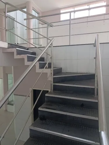Prédio Comercial no Bairro Serrano 195m²