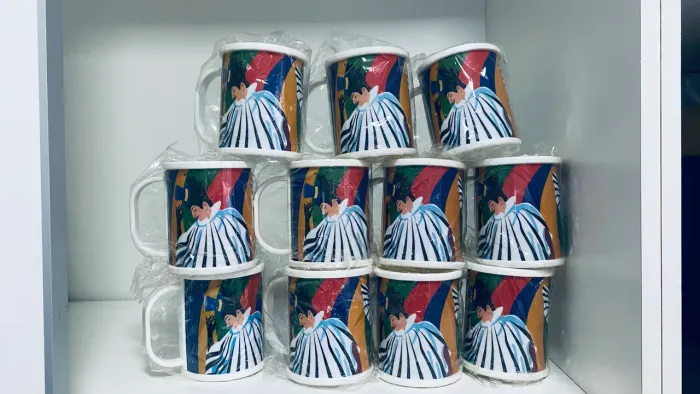Caneca Oficial Visa Cirque du Soleil Saltimbanco 2006 - Nova - Item de Colecionador