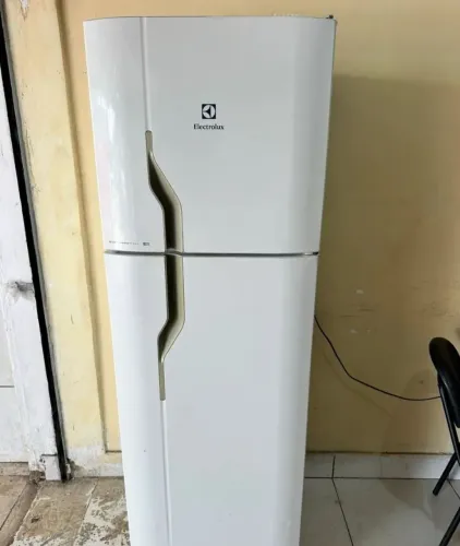Geladeira Electrolux Frost Free 