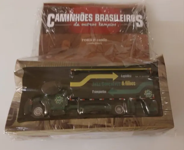 Miniatura Caminhão Ford F-1200 Verde Escuro