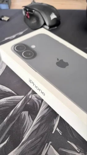 Caixa iPhone 17