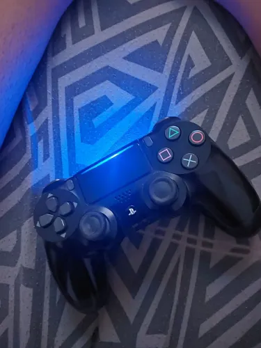 Controle de ps4 original.