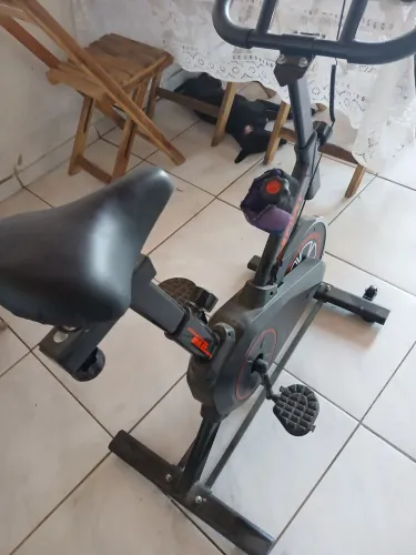 Faça seus exercícios em casa, compre essa bicicleta e seja fit