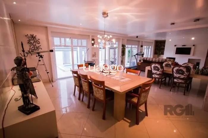 Casa em Condomínio 5 dormitórios para alugar Jardim Carvalho Porto Alegre/RS