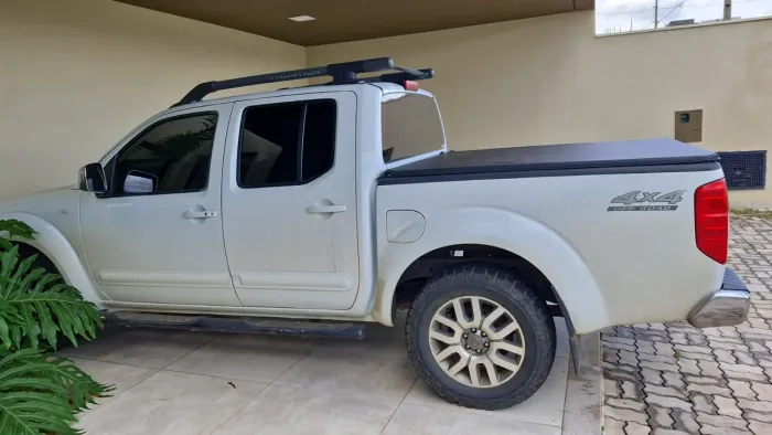 Nissan Frontier SL CD 4X4 2.5tb Diesel AUT 2015