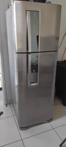 Vendo geladeira Electrolux inox