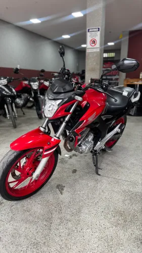 CB 250F TWISTER / COM CAPACETE DE BRINDE !