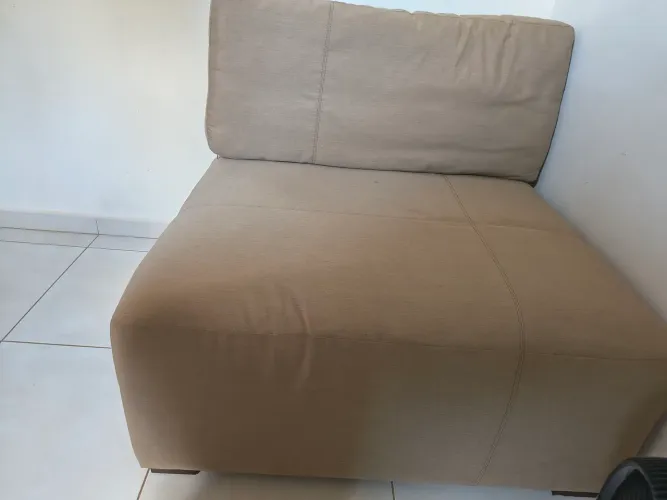Mini sofá bem conservado