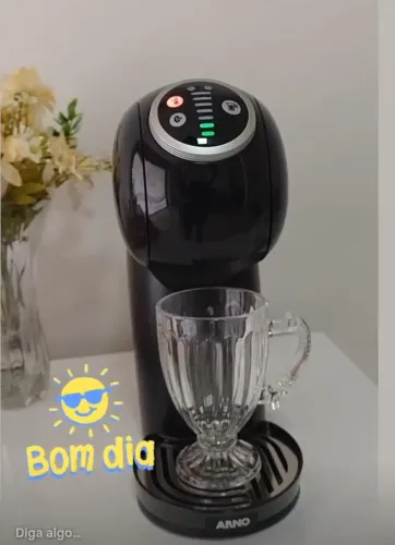  Cafeteira Espresso Nescafé Dolce Gusto Genio S Plus DGS2, Preta