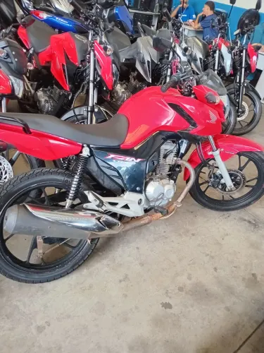 Honda fan 2022 160cc (shalom veículos)