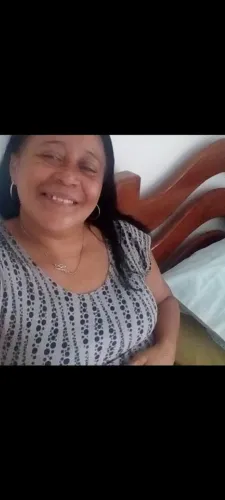 Cuidadora e acompanhante hospitalar noturno com experiência e boas referências