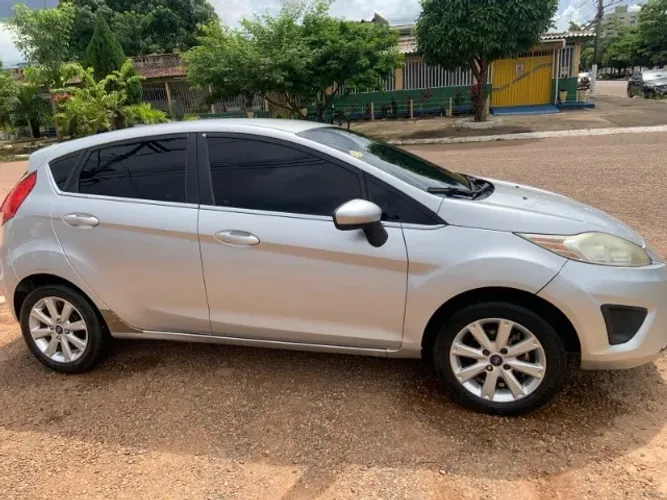 Ford Fiesta SE 1.6 16V Flex 5P 2012