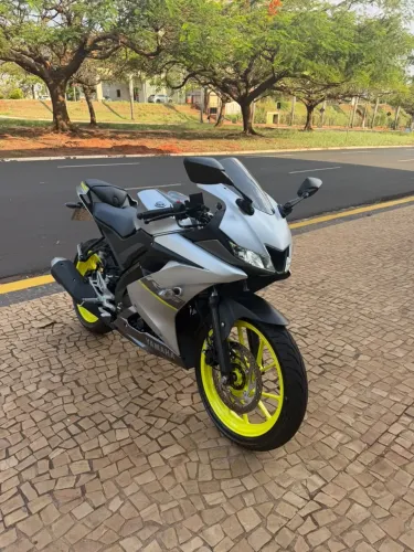 YAMAHA R15 ABS 2024