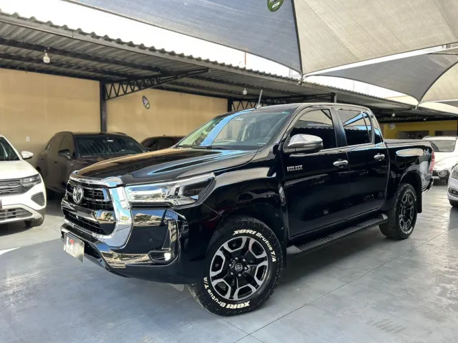 Toyota Hilux CD SRX 4X4 2.8 TDI 16V Diesel Aut. 2021