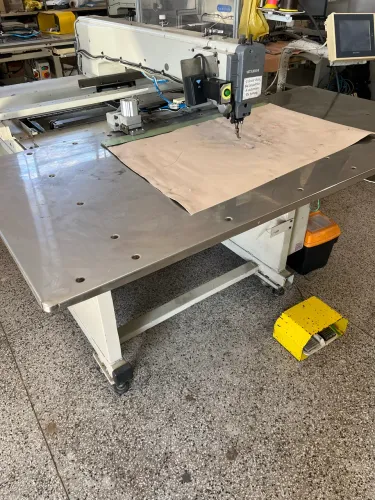 Máquina de Costura Industrial filigrama Mitsubishi área 60x30