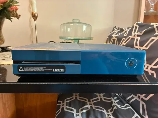 Xbox One 1TB Edição Limitada Forza Motorsport + 8 Jogos (Aceito Troca por Series S)