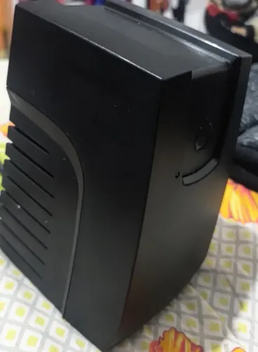 OVENDO UM ESTABILIZADOR TSSHARA 300 VA