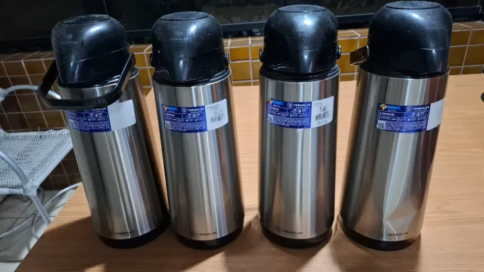 Garrafa térmica Termolar 1,8L bulbo vidro 