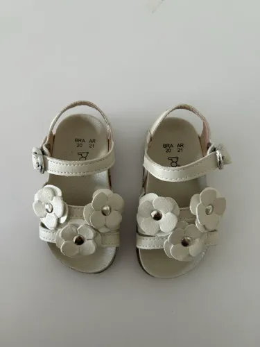 Sandália Infantil Pimpolho Menina Pérola/Bege com Flores - Tamanho 20