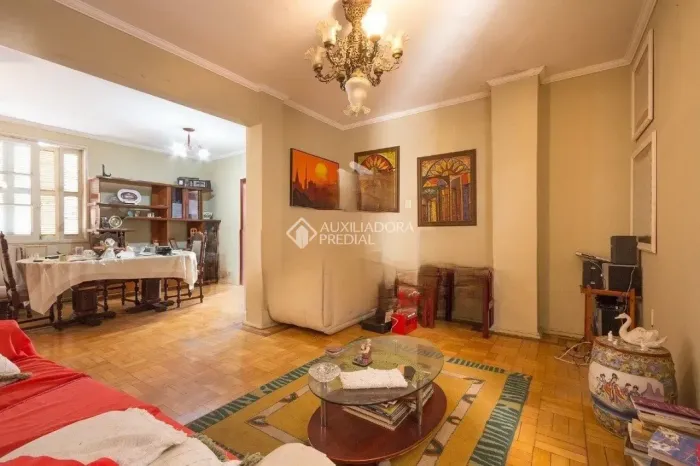 Apartamento 3 dormitórios no Centro Histórico - Andar alto