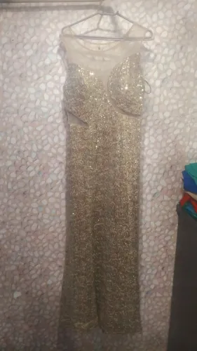 Vestidos de festa na promoção 