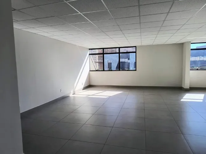 Sala Comercial para Aluguel - 97 m² no Jardim Sul, Uberlândia
