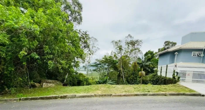Terreno no bairro João Paulo