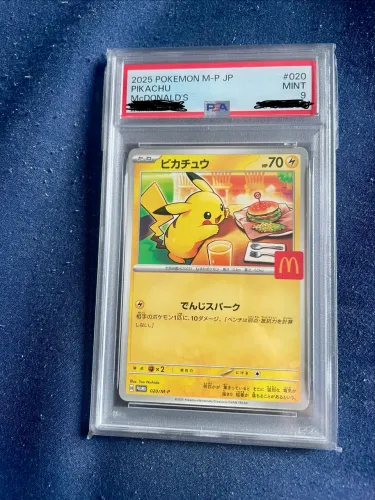 Vendo carta Pokémon Pikachu