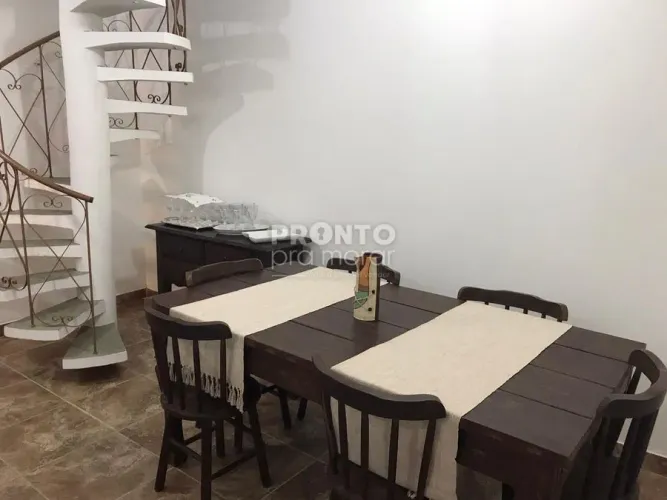 Casa com 7 quartos em COHAB-ll