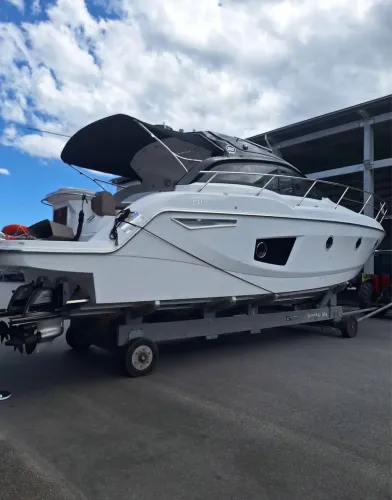 Sessa 400 HT - 2012 x2 Volvo D4 300 HP ñ Focker Phantom Fs Nx Triton Real