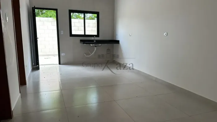 Casa em Condomínio - Chácaras Pousada do Vale - Residencial Condomínio Brambila IV - 2 Dor