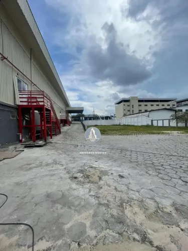 ALUGO GALPÃO DE 5900 M2 NA DJALMA BATISTA