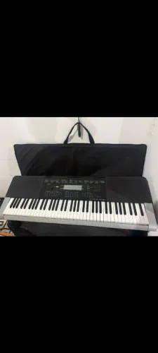 Vendo teclado Casio novo bem conservado 