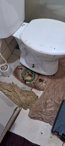 Está com vazamento Chame a gente