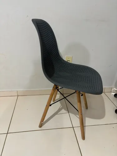 Cadeira Eiffel Cinza Escuro
