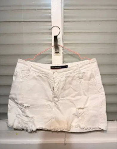Saia Branca jeans Parágrafo
