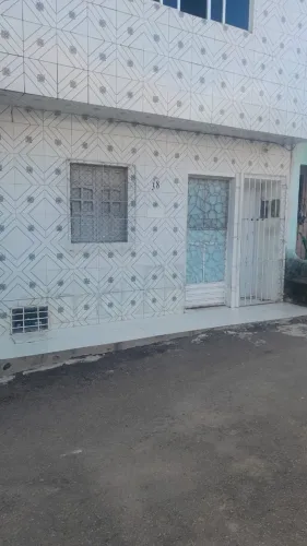 Alugo casa - Quarto e sala - Jardim Petrópolis (por trás da CARAJAS)