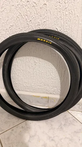 Par de Pneu Maxxis bike BMX aro 20