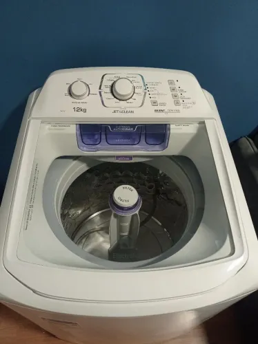 Lava roupas Electrolux 12kg Jet & Clean