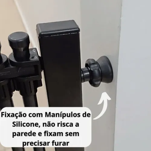 Portão em pvc e polietileno em arco fixação sem furos