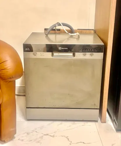 Máquina na lavar louça