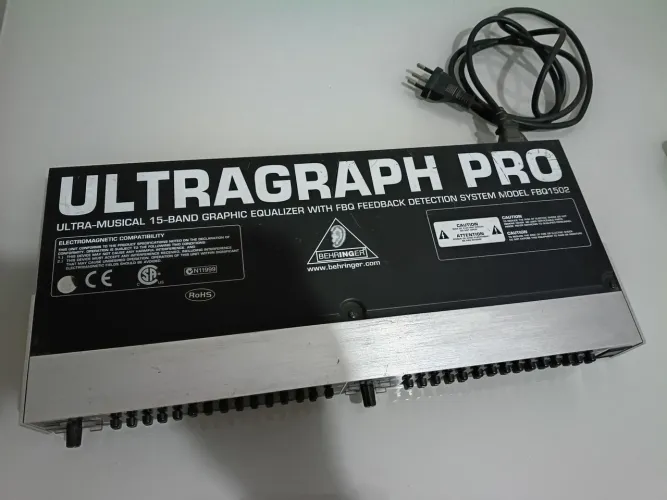 Equalizador 2 Canais De 15 Bandas Fbq-1502hd Behringer