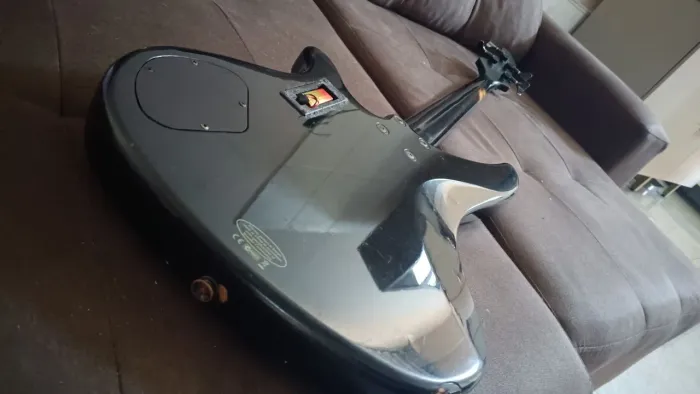 Vendo Contrabaixo Yamaha RBX 374
