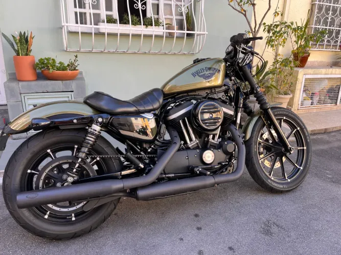 Harley Davidson Iron 883 - Verde Raríssimo de Fábrica - Impecável