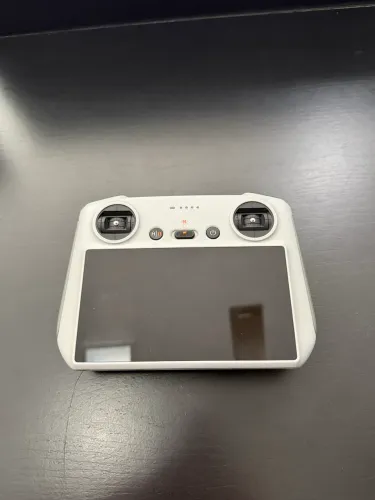 Controle DJI RC com Tela Integrada