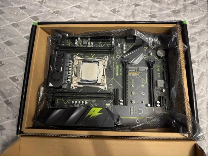 Kit Placa mãe gamer Machinist X99 + Processador Intel Xeon E5
