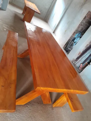 Mesa Rústica